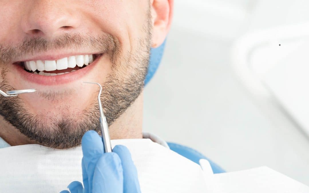 Sådan børster du dine tænder korrekt og effektivt